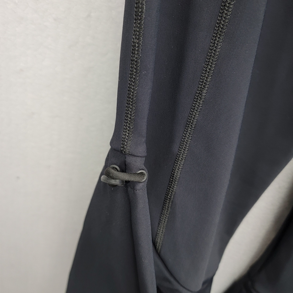 JONATHAN SIMKHAI CARBON 38,FLARE LEG CROP PANTS, SIZE ??? - Picture 4 of 8